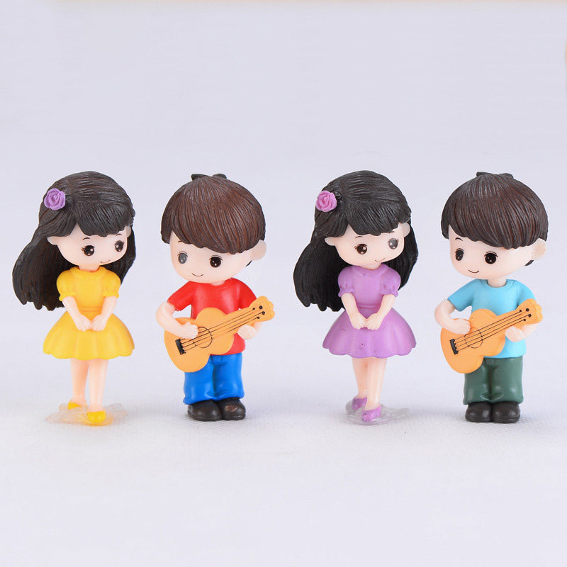 Car Accessories Oman - Figurki miniaturowe pary miłośników gitar, chłopak